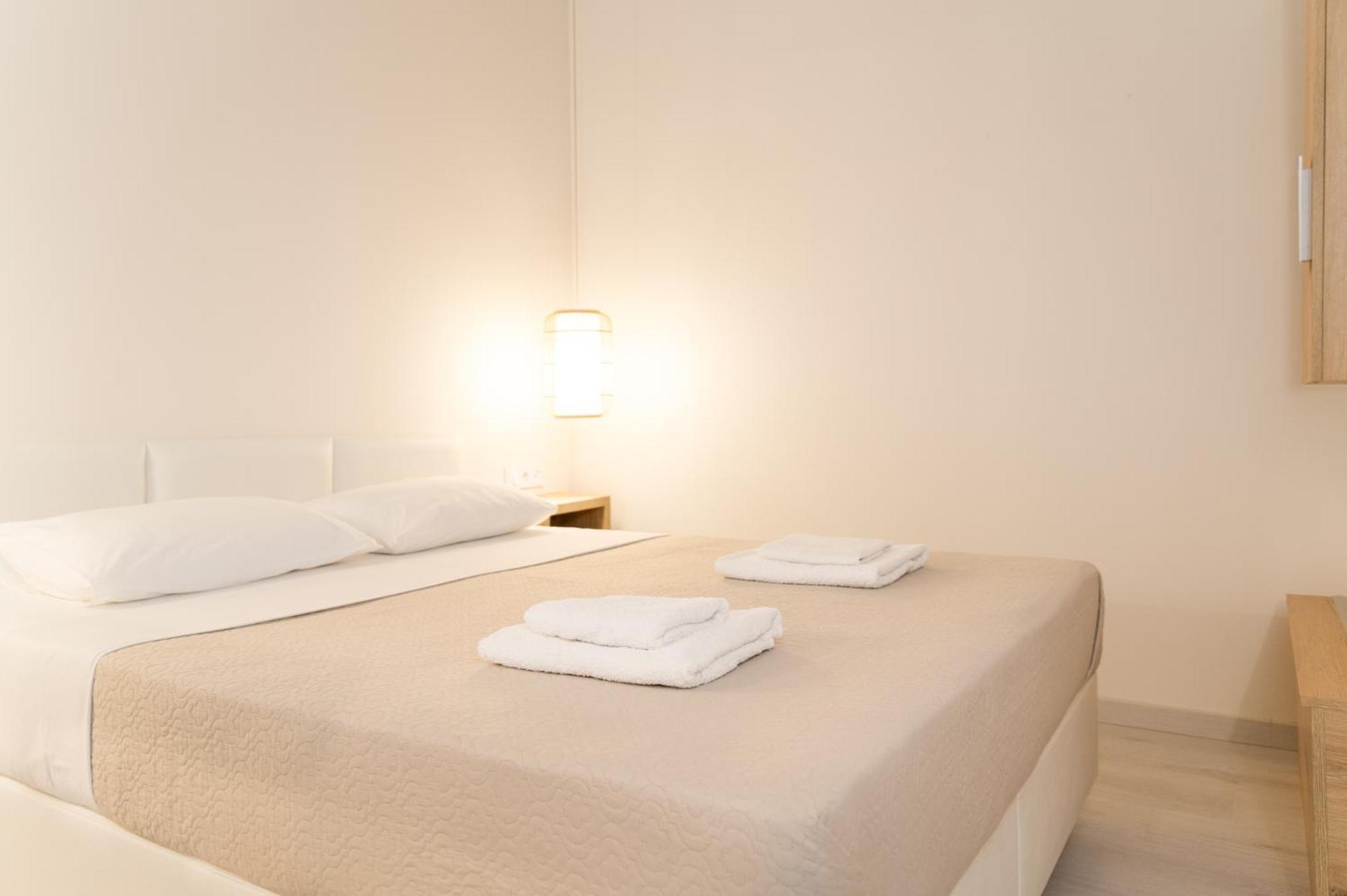 Mystery Suites And Apartments Neoi Poroi Bagian luar foto