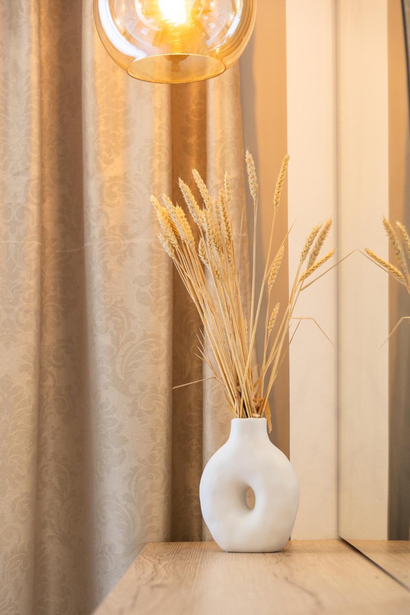 Mystery Suites And Apartments Neoi Poroi Bagian luar foto