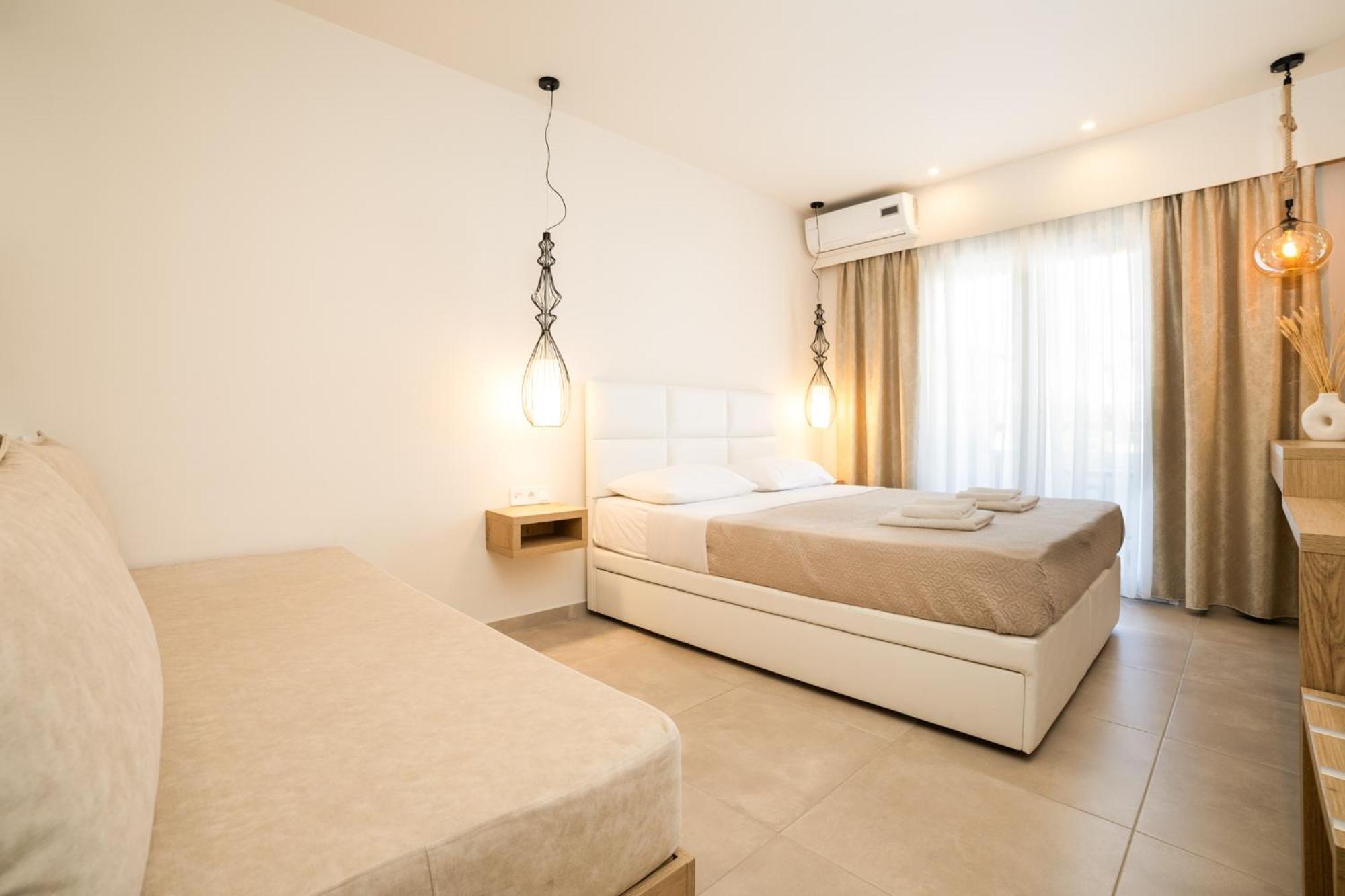 Mystery Suites And Apartments Neoi Poroi Bagian luar foto