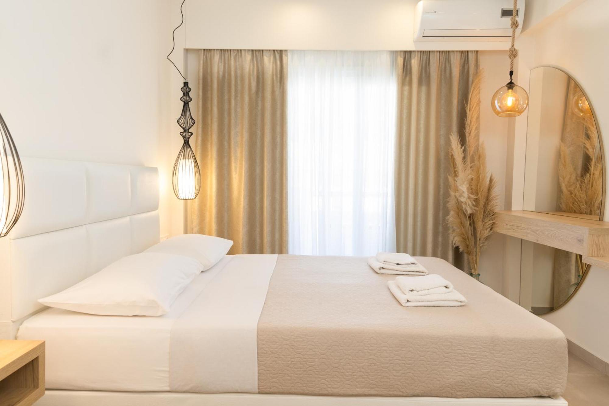 Mystery Suites And Apartments Neoi Poroi Bagian luar foto