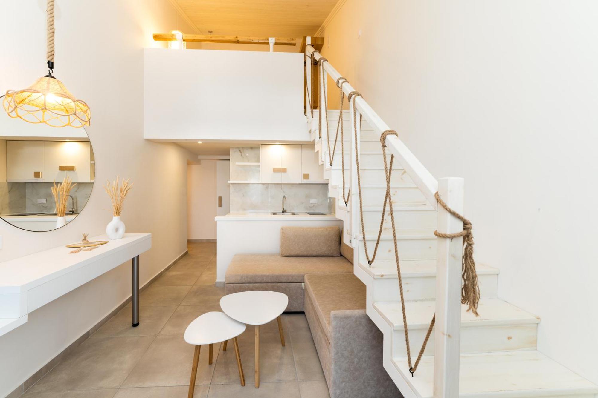 Mystery Suites And Apartments Neoi Poroi Bagian luar foto